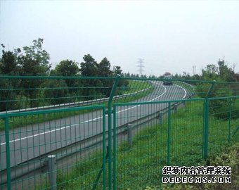 公路护栏网