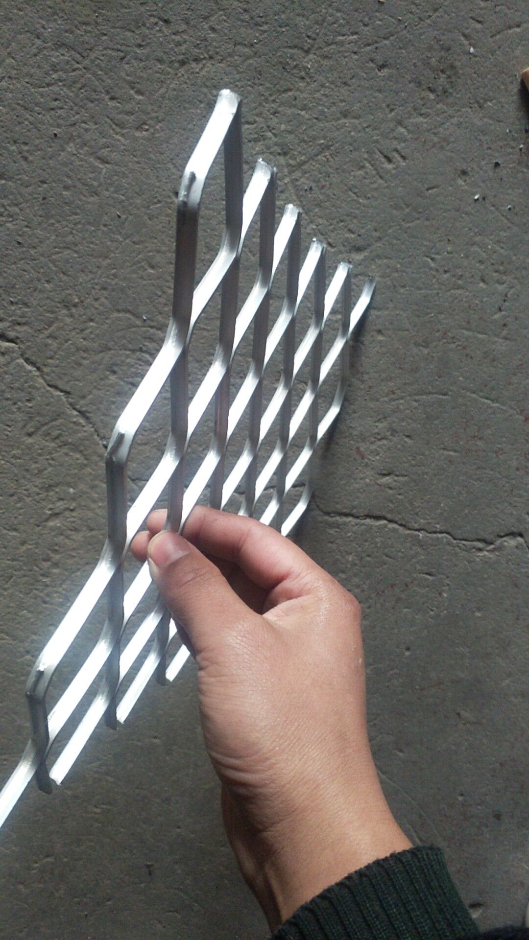 6.5mm 3.5cm1.2*6米铝美格网 小孔铝网 围栏铝网